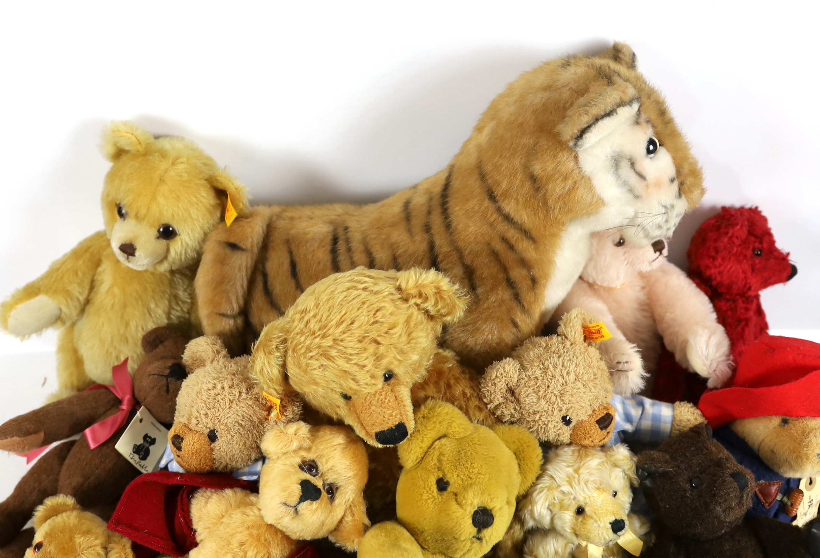 Two modern Collector's bears and a large Merrythought tiger, a Danbury Mint Steiff bear and two other modern Steiff bears (15)